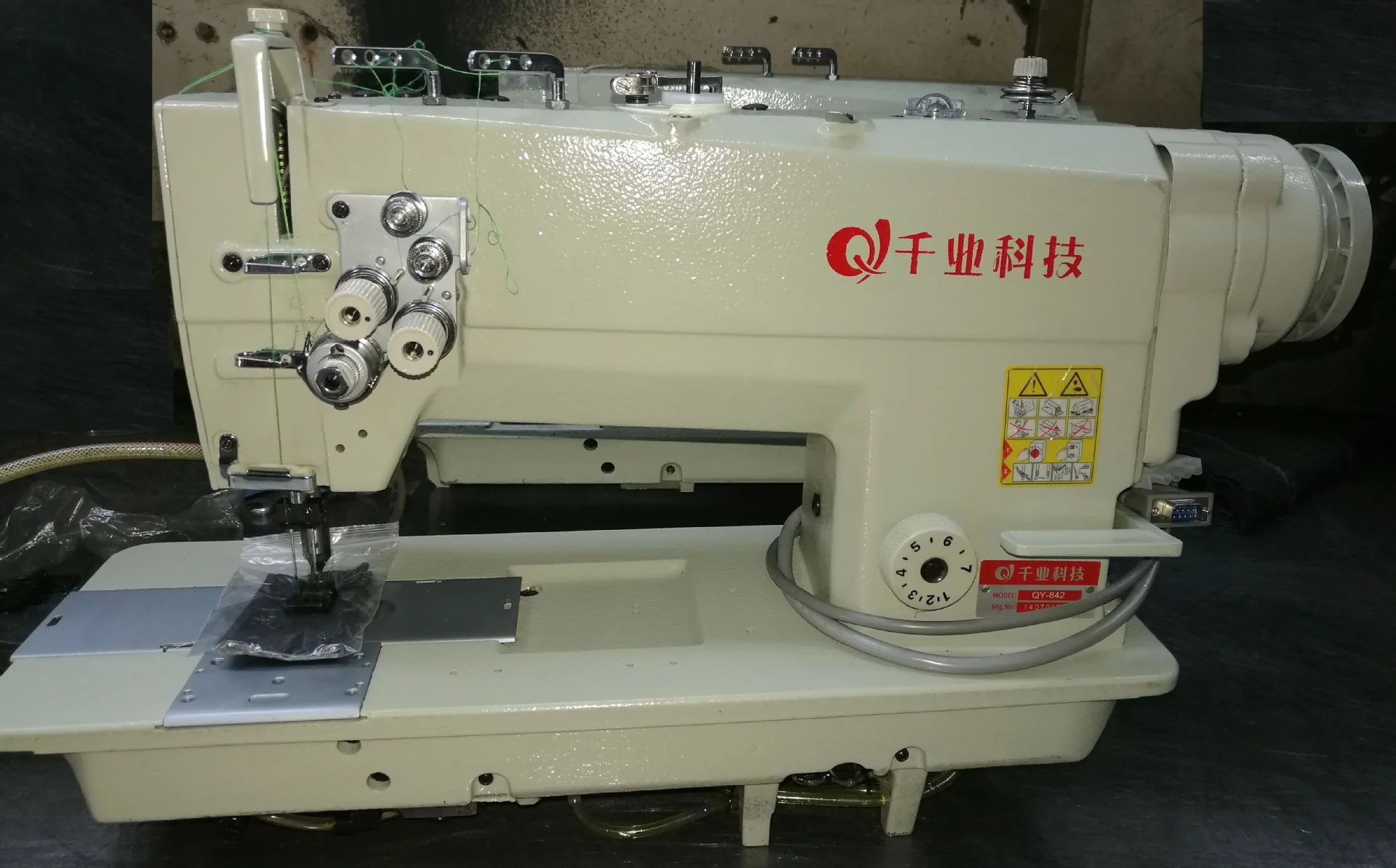 Qy842d Double Needle Flat Sewing Machine Buy Protex Sewing Machine