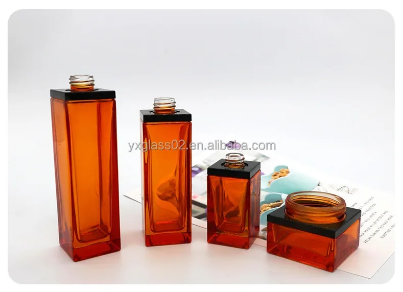 Supplier  Innovative new style skincare packaging container cosmetic square glass bottle set 30g50g40ml100ml120ml manufacture