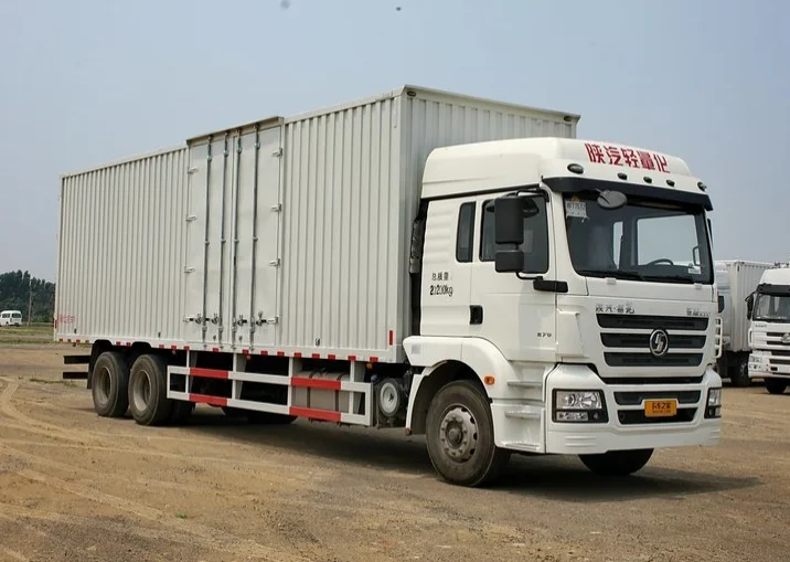 shacman euro v 10 吨容量负荷高品质 8375毫米轴距 6*2 货运卡车/270