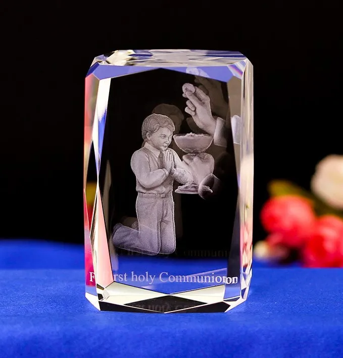 3D Laser Crystal Block for Premiere Communion Souvenir Gifts with Jesus Figurine Religious factory