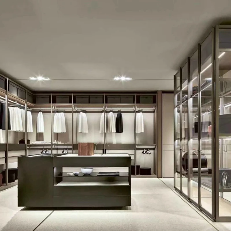 Amoires Wardrobe 01.jpg