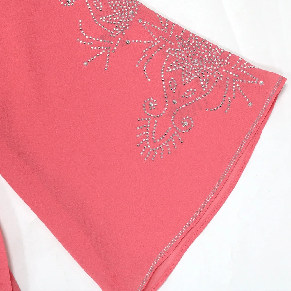 Elégant Dubai 2025 modeste robe musulmane ornée de caftan robe été pure mousseline de soie Abaya avec cristal strass Abaya