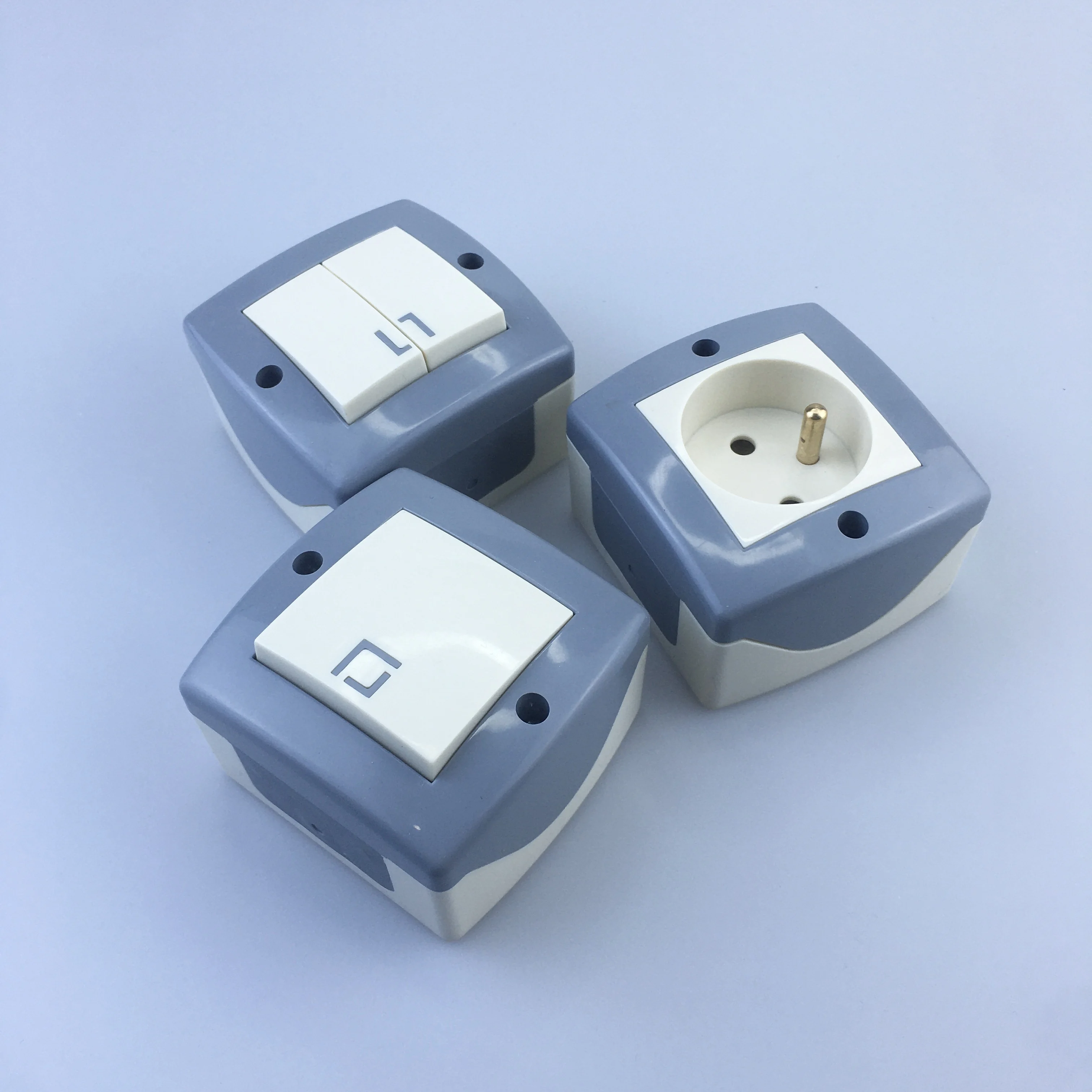 Europe Type Pop Out Wall Socket 220v Fuse Wall Socket Frame Pop Out