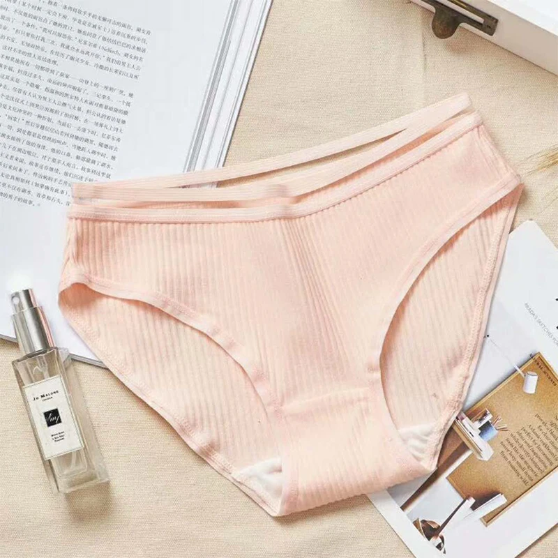 New Fashion Brand Name Free Sample Young Girls Lady Underwear Wholesale