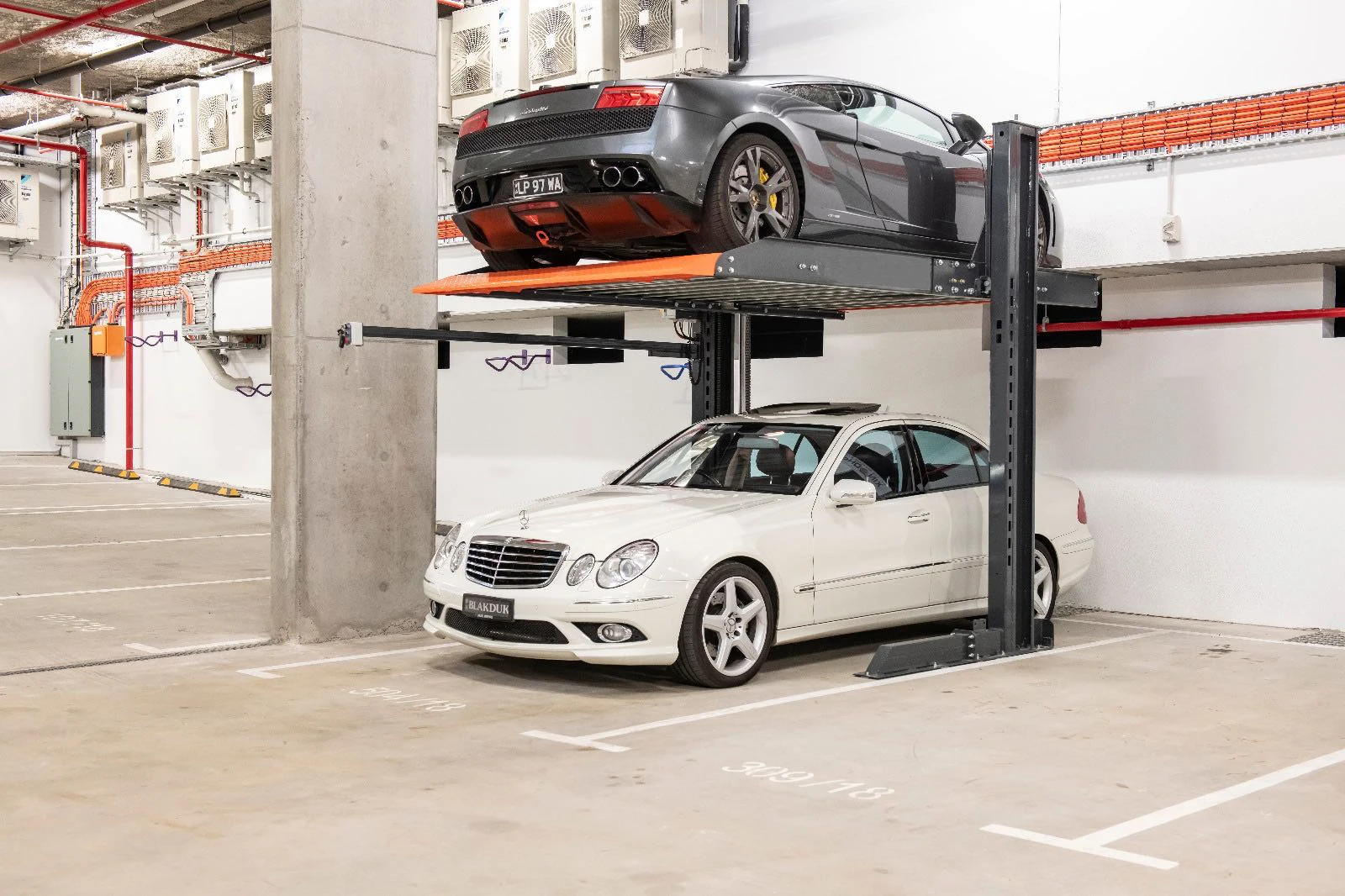 Car Two Post Parking Lift Garage For Home Using Auto Hydropark Parking System 2 Post Car Lift
