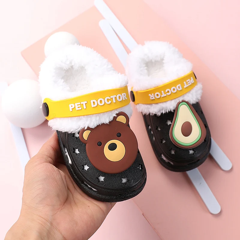 
Four seasons universal children hole shoes with plush factory price RTS high quality pvc cute garden shoes 