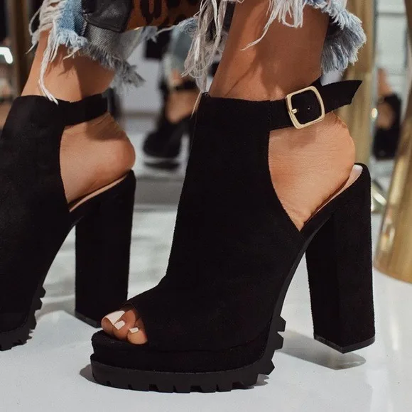 leopard chunky heel boots