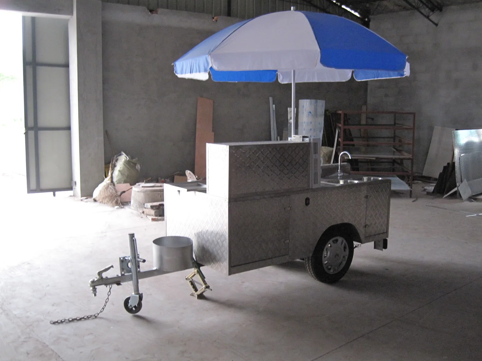 Stray Dog Cart — Hot Dog Slic'R