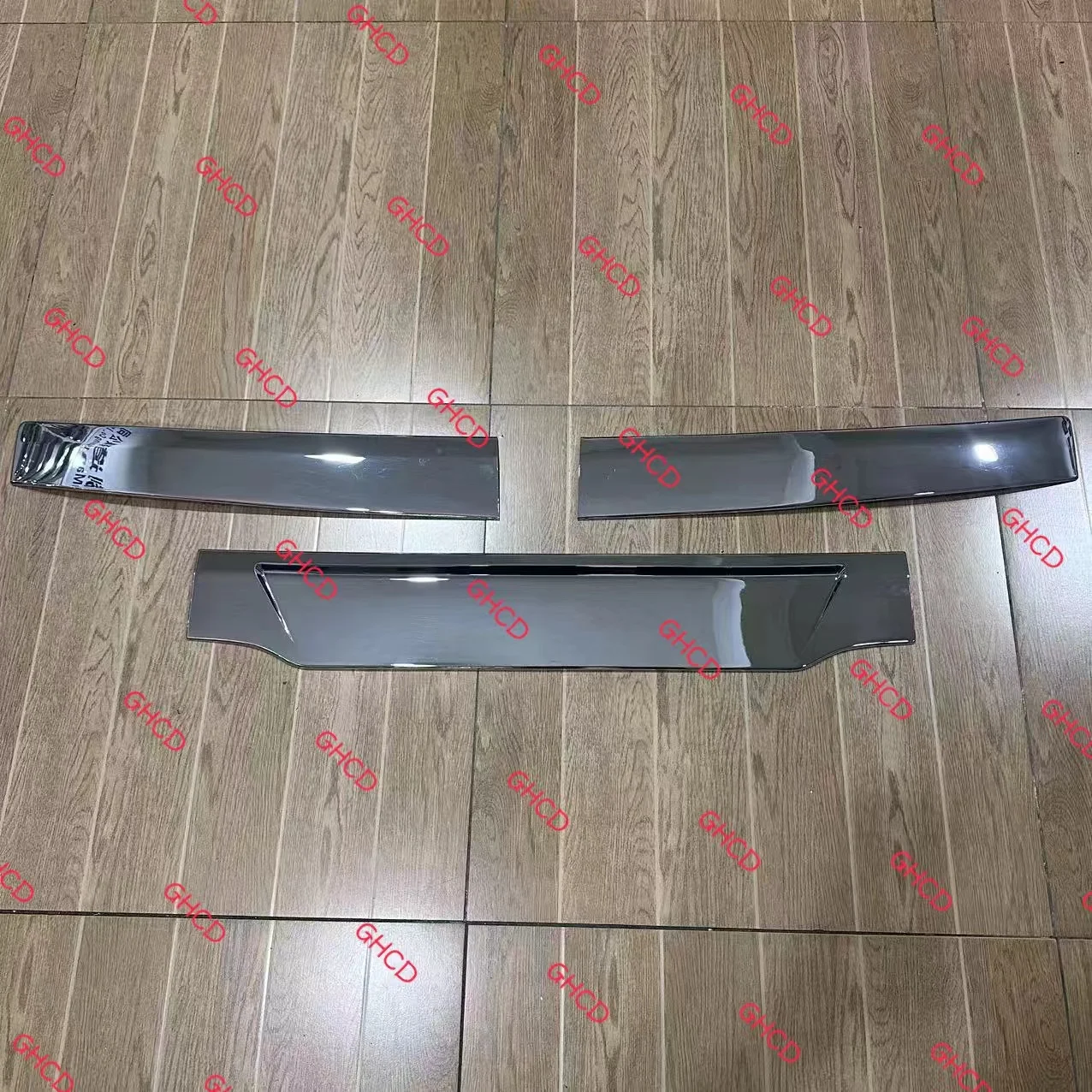 GHCD High Quality/factory Price Japanese Truck HIN 700 Chrome-plated Panel Garnish (2003-on) details