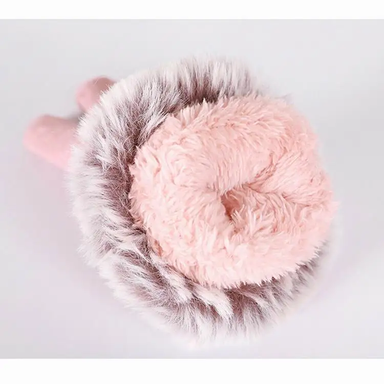 2020 Amazon Hot Sales Winter Woman Fashion Warm Touch Screen Outdoor Activity Cycling Running Sports Gloves With Soft Velvet