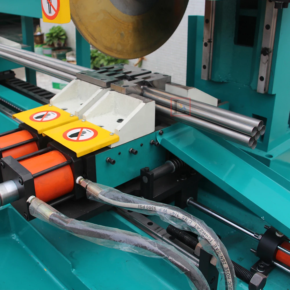 高速自动切管机