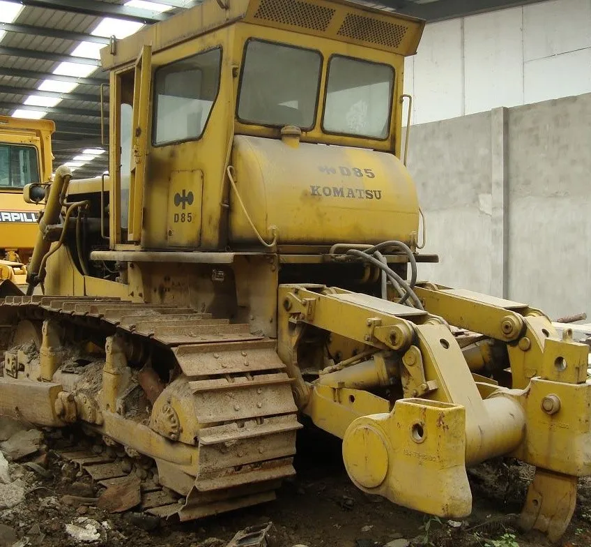 Best Used Japan Bulldozer Komatsu D85a-18 Crawler Bulldozer - Buy ...