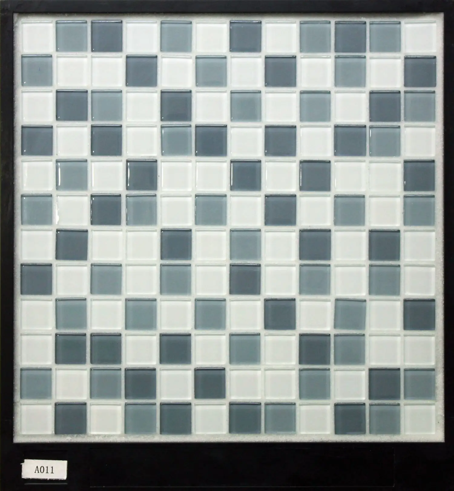 Foto italian design ceramic mosaic floor tile wall tile