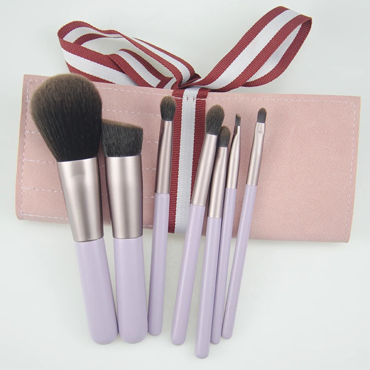 brush makeup