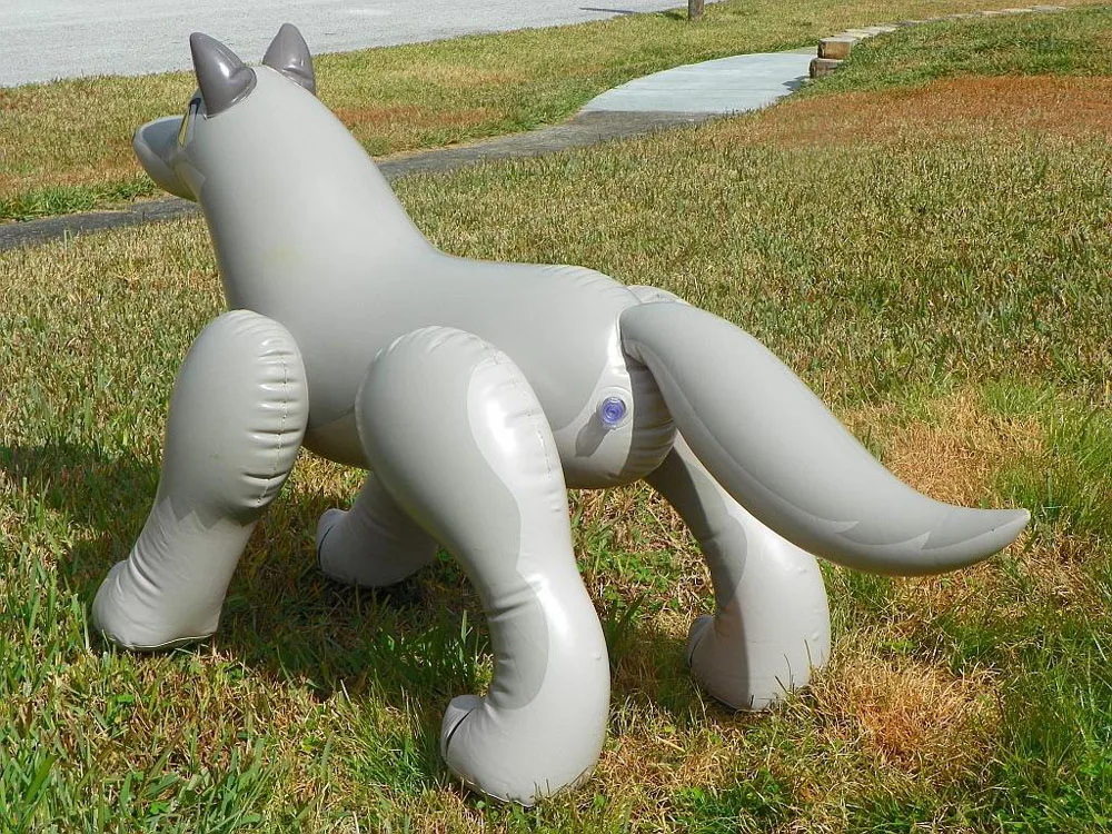 inflatable_balto_toy.jpg