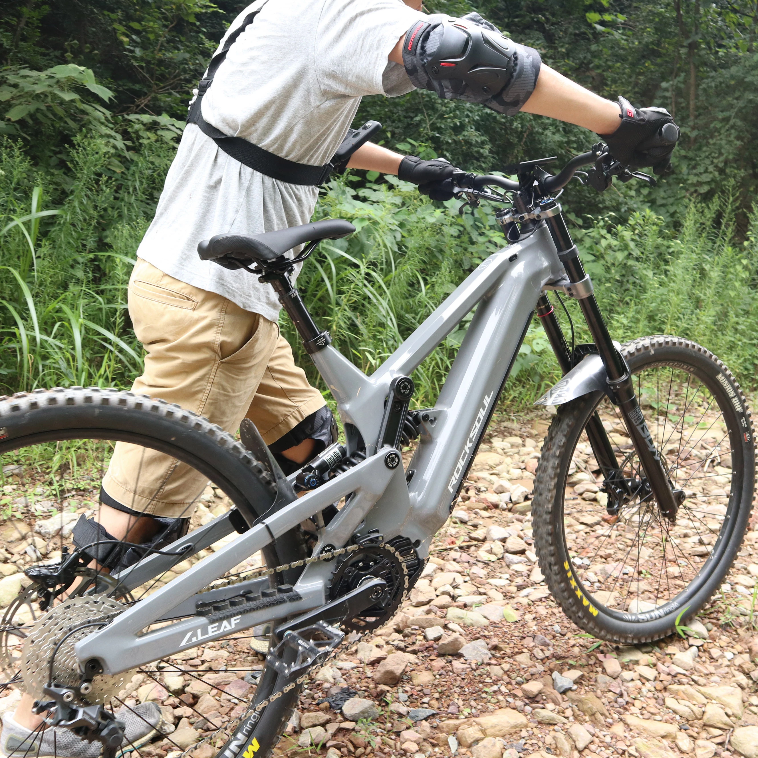 28 zoll fahrrad hinterrad Hohlkammer Geöst Hohlachse mit Shimano Kranz 7/8-fac Größe:120x200 migration_bell_sks 28