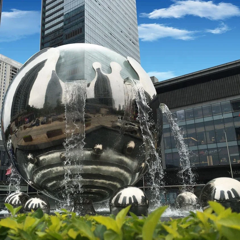 沙特阿拉伯大型不锈钢半球喷泉雕塑