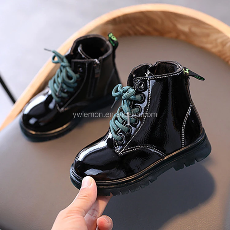 Chica de Botas para Niños | FASHIOLA.es