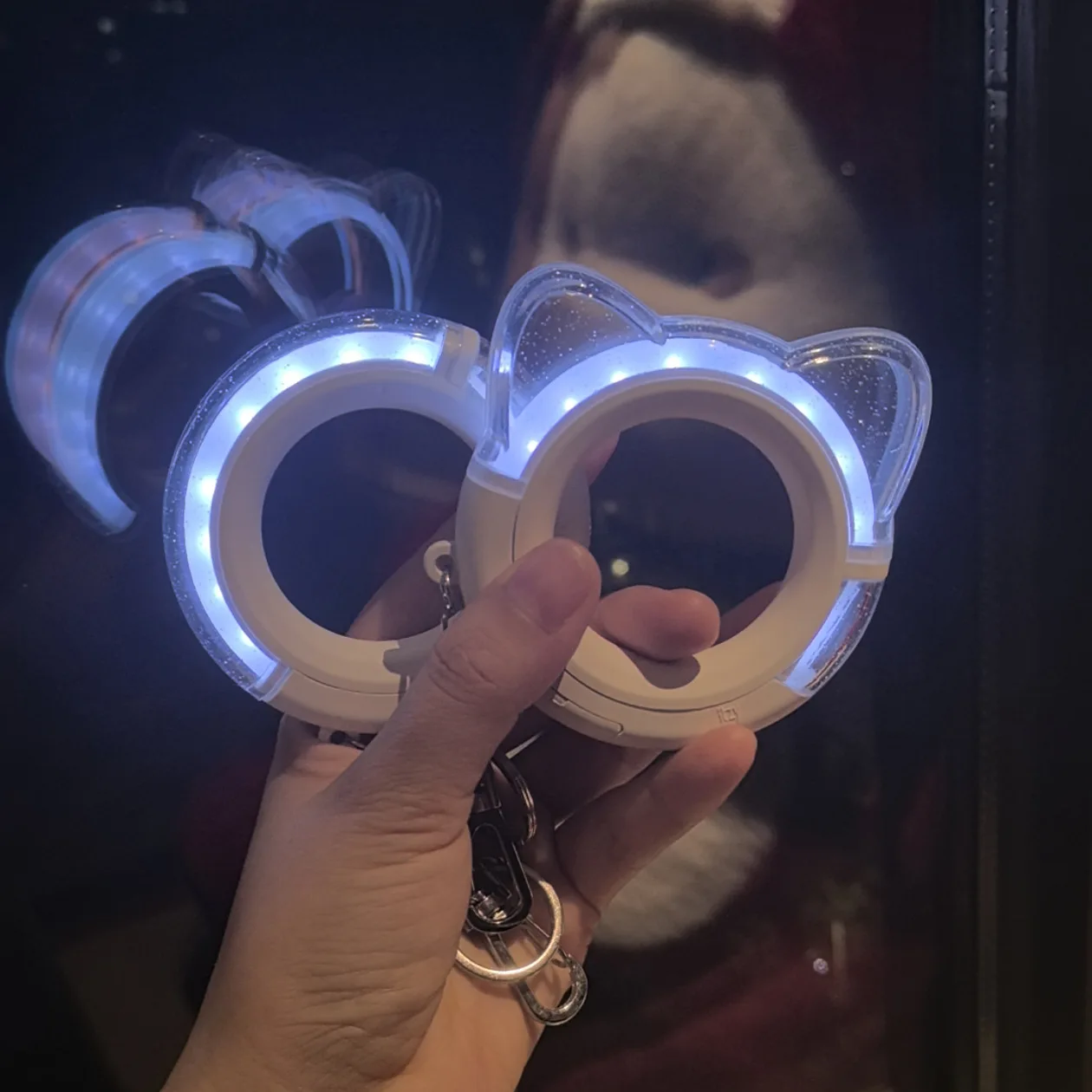KPOP Merchandise: Itzy Mini Light Ring Keychain - LED Stick