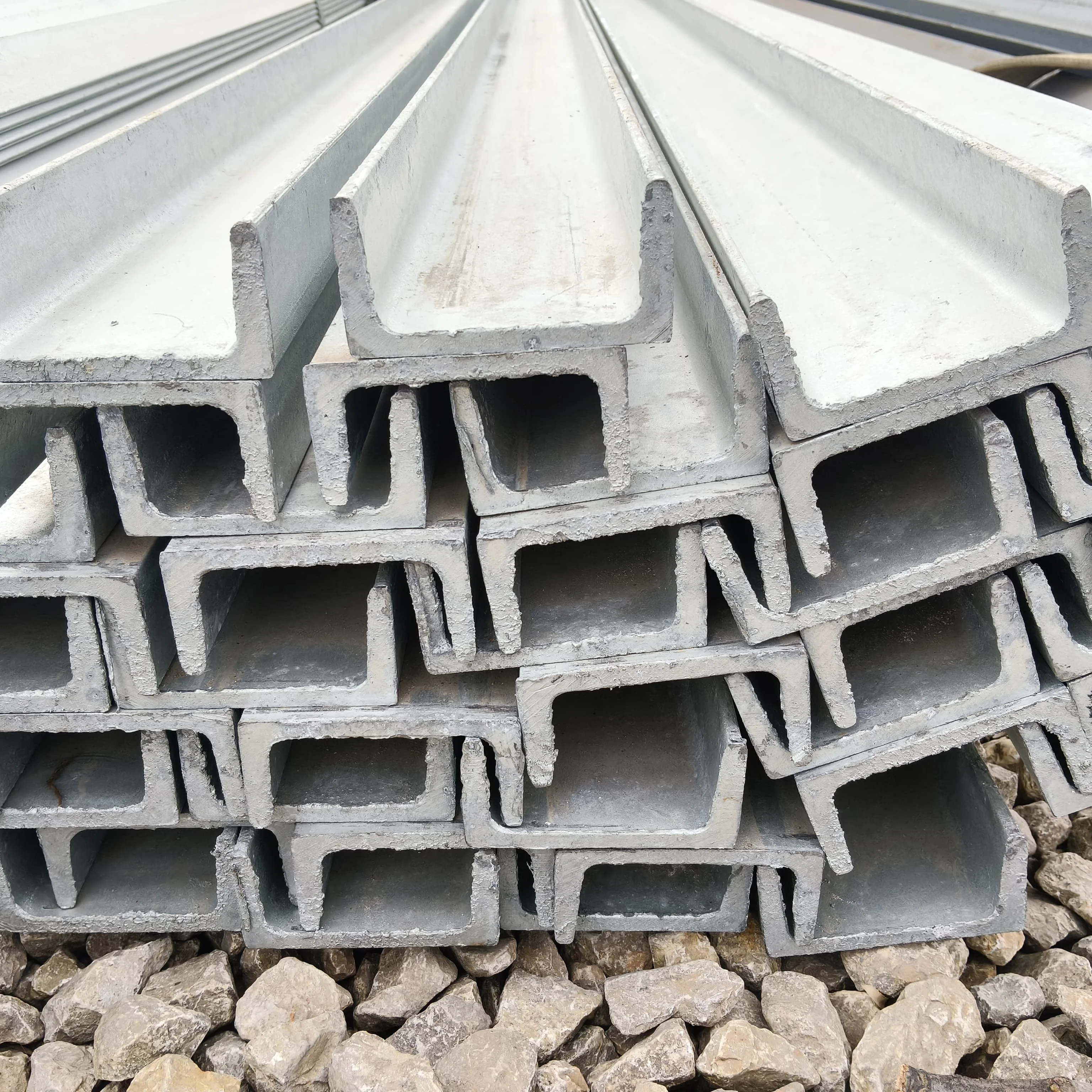 e steel channels upe300 c channel steel at competitive prices954-0