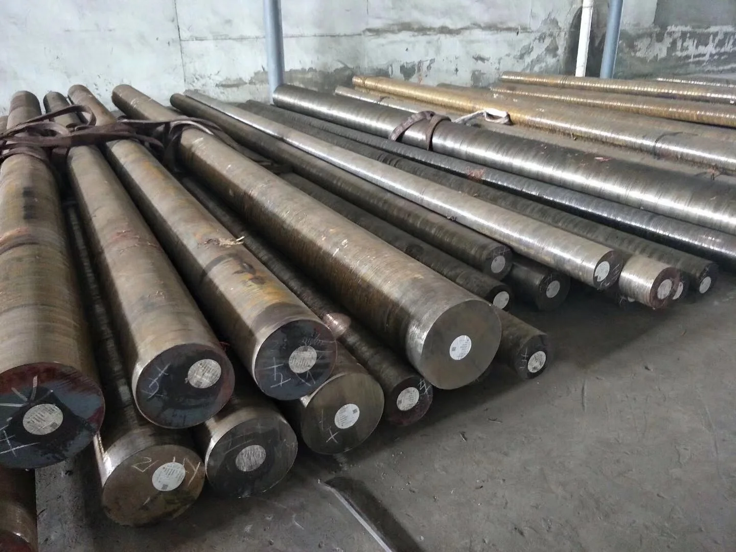 Lowest Price Alloy Steel Round Bar 40cr 4140 D2 Tool Steel Rod - Buy ...