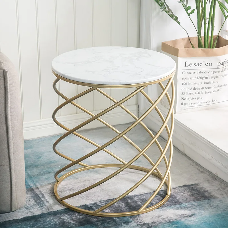 10859831969_1691813680