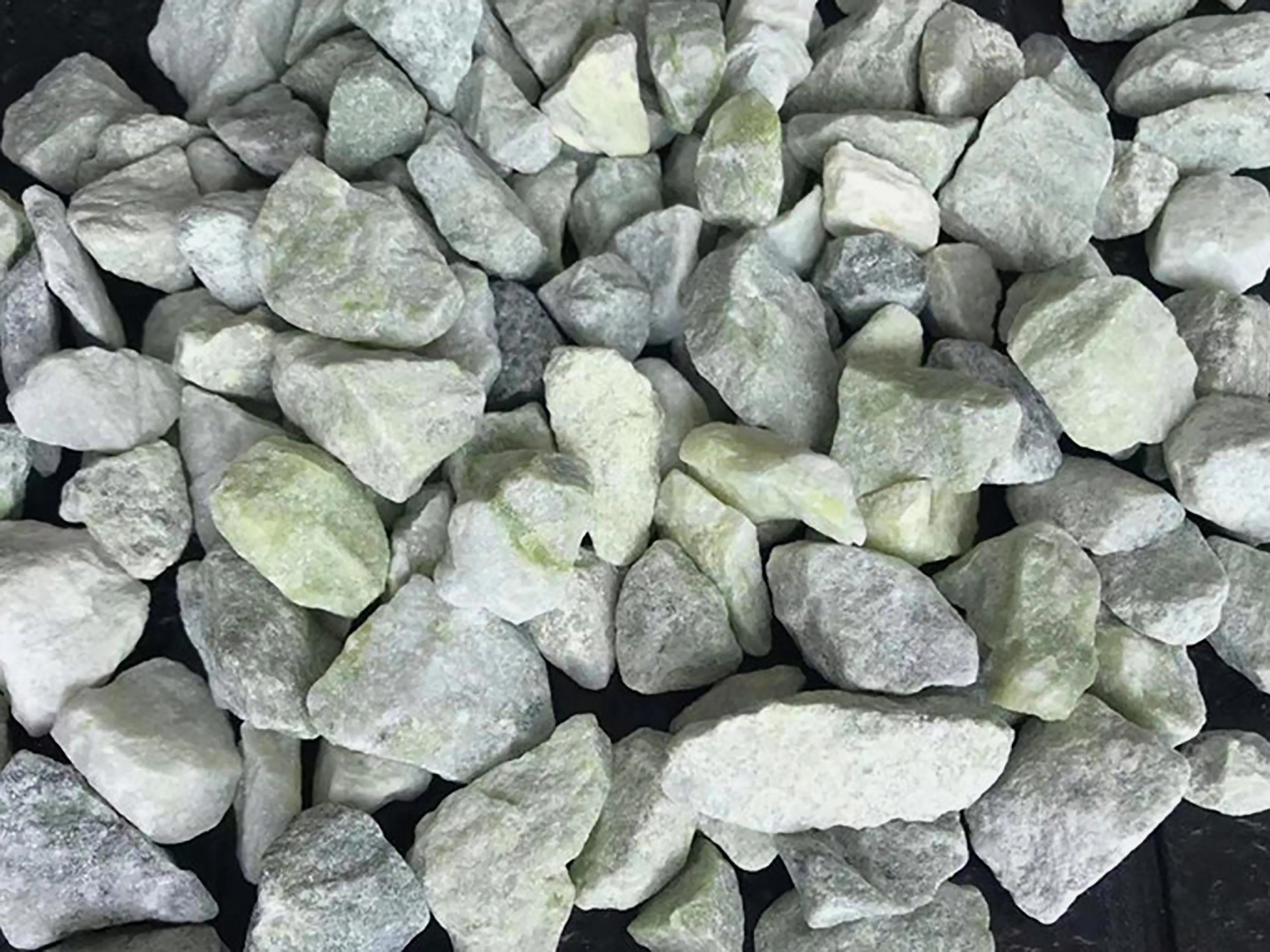 garden decoration cobblestone green gravel pebble stone