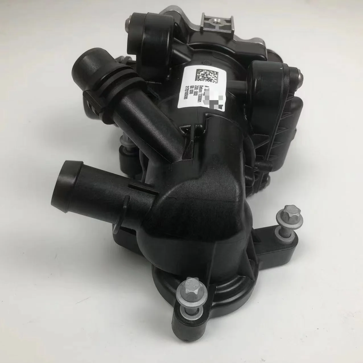 The Engine Cooled Thermostat Housing Is Suitable For W222 W213 W205