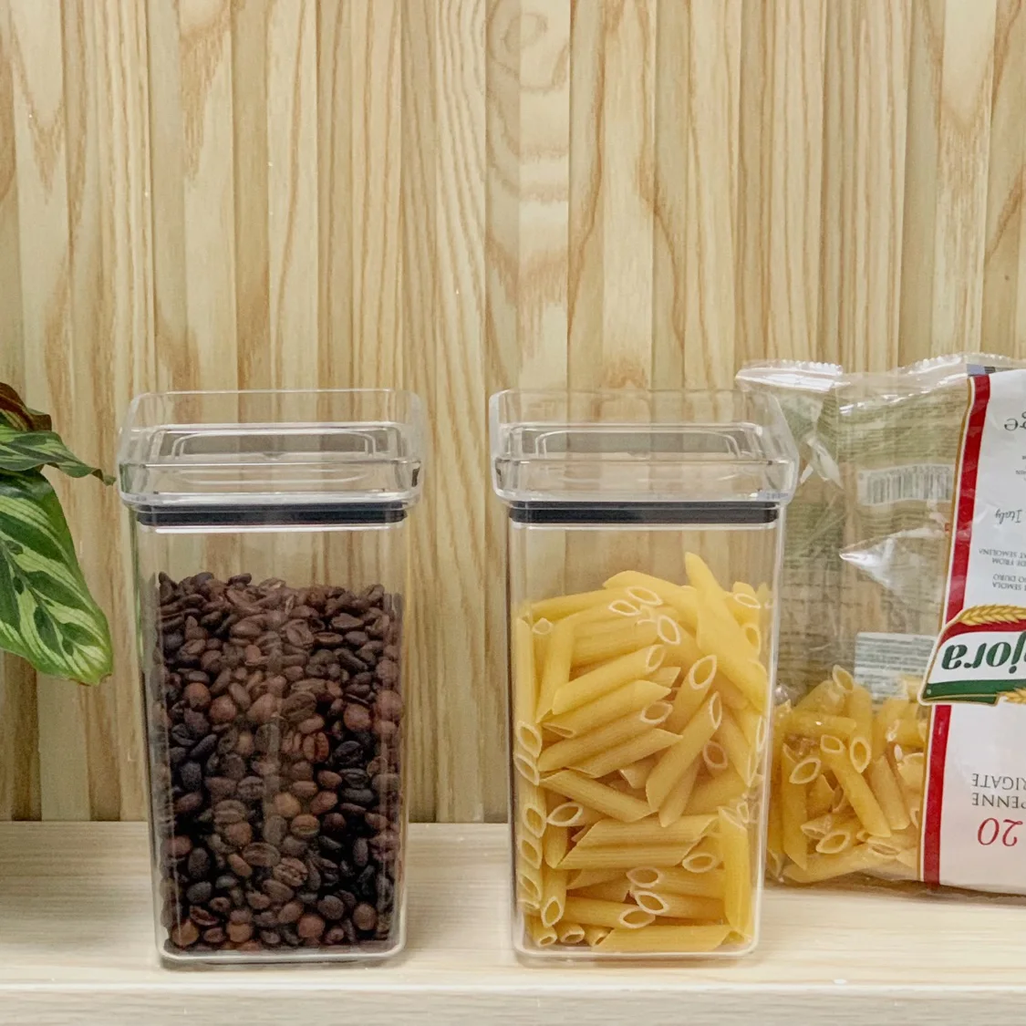 Classic Stackable Kitchen Plastic Food Storage Box With Lid Airtight