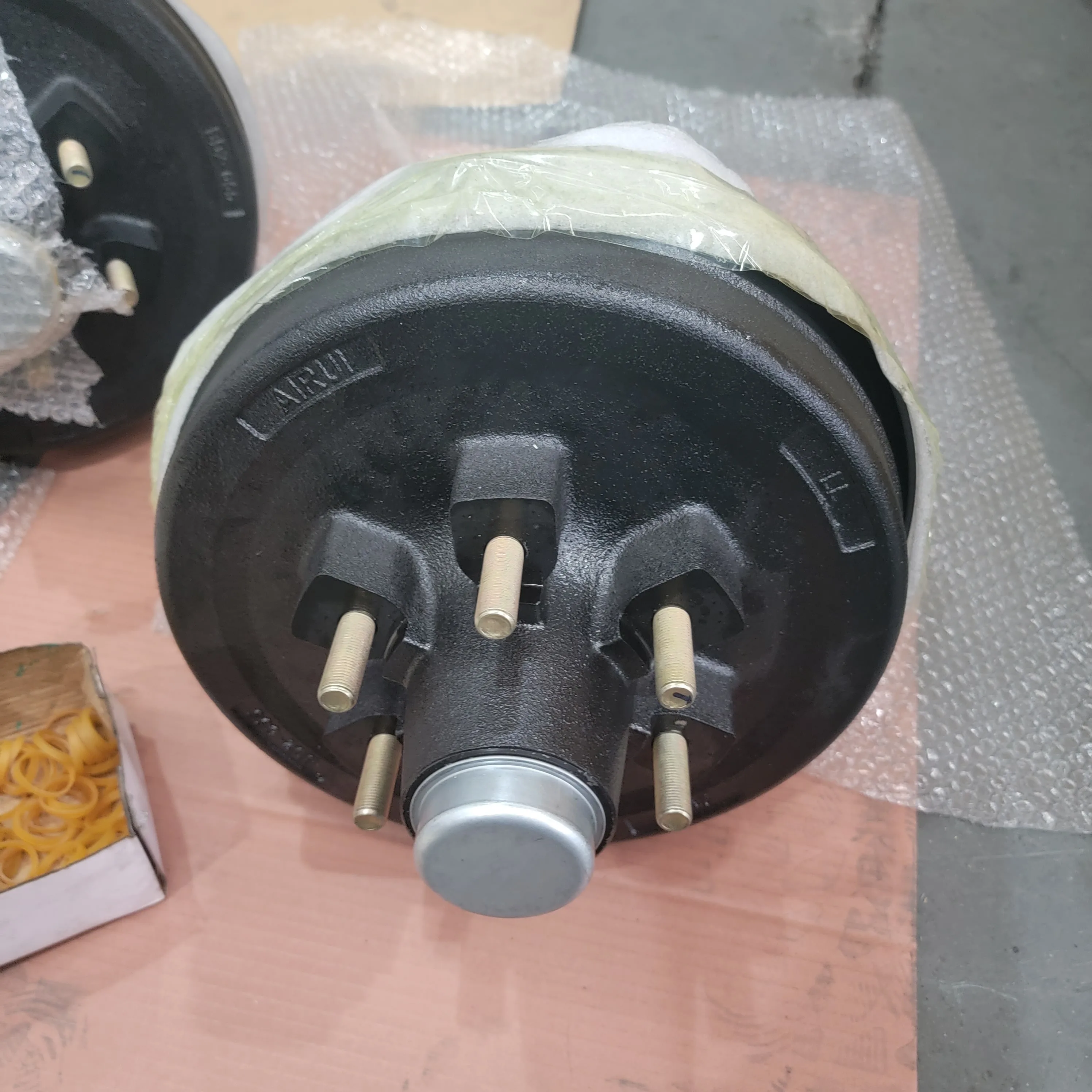 60*480mm Trailer Axle Spindles 9k 10k 15k 5 Lug Trailer Hub And Spindle I Pad 5 Buy I Pad 5