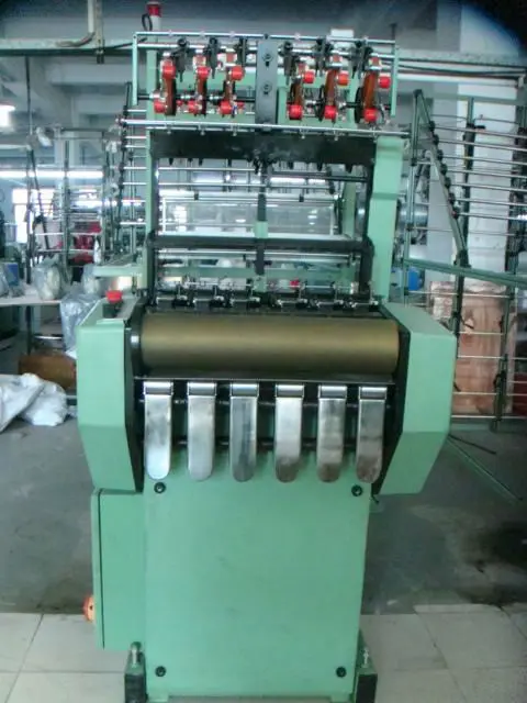 The machine of producing mattress tape.jpg
