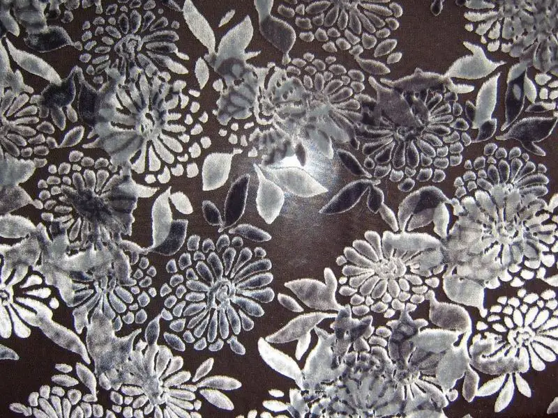 SS07-293 BURN OUT SILK VELVET.JPG