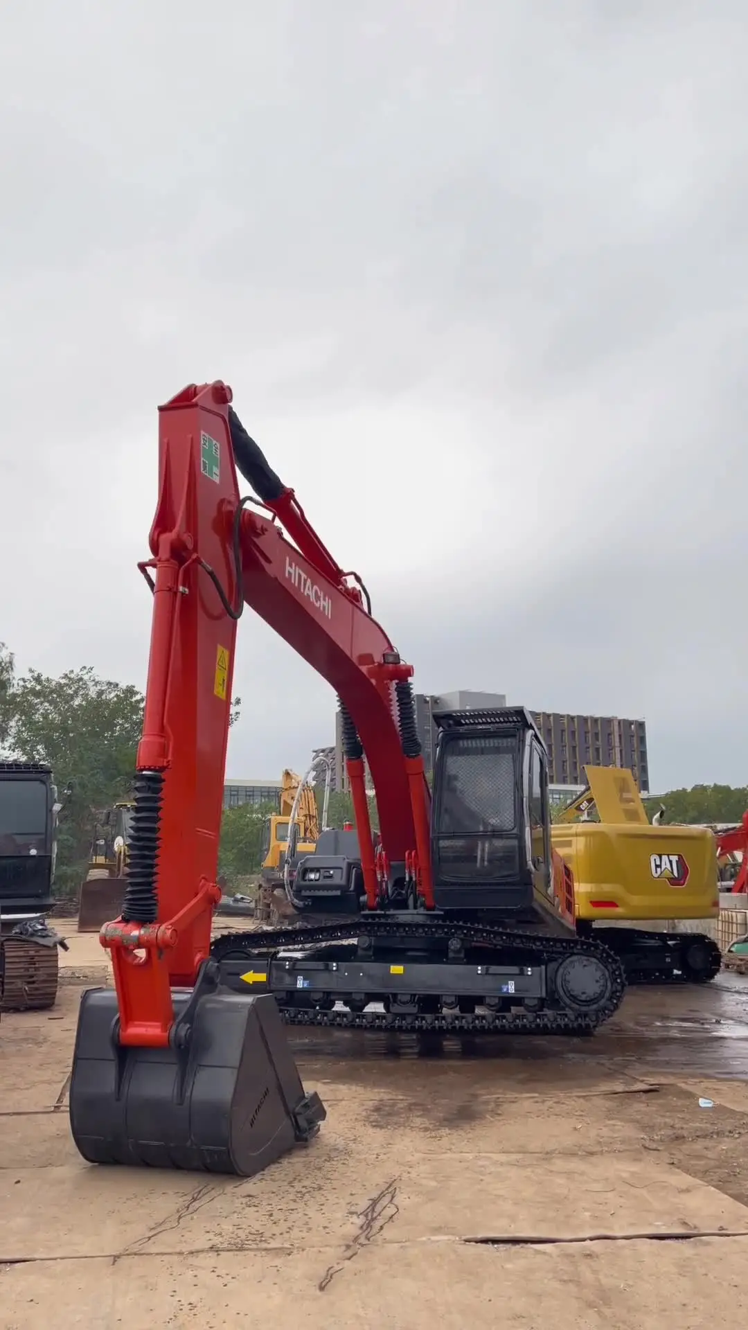 Used Hitachi ZX200 Excavator - 20t Secondhand Crawler Digger for