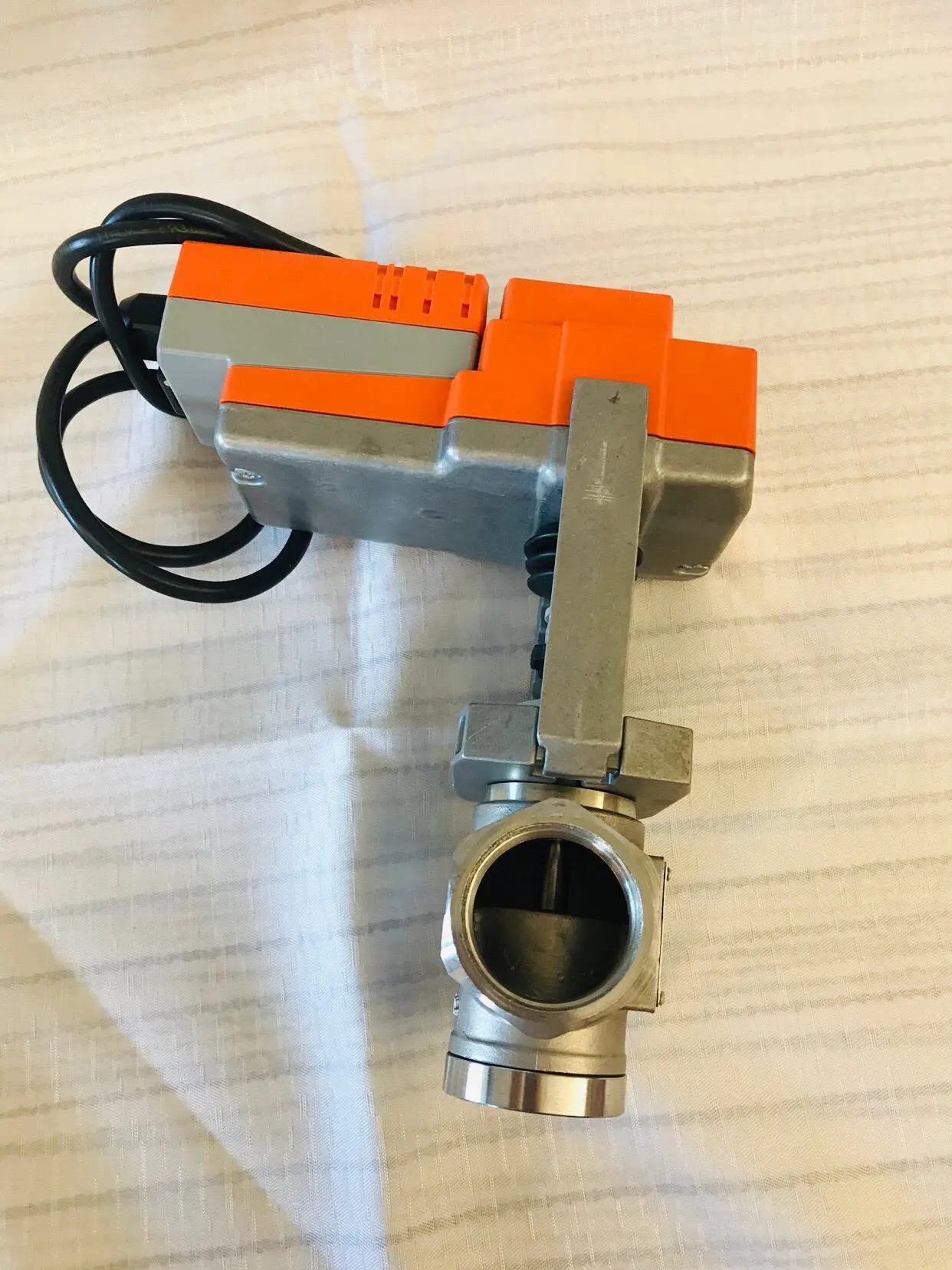 Belimo Modulating Globe Valve Actuator For 2way And 3way Globe Valves