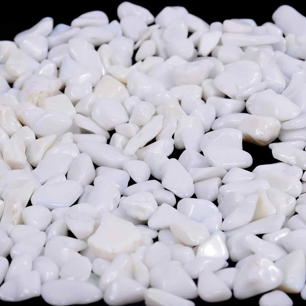 批发天然水晶愈合翻滚的石头白瓷水晶砾石