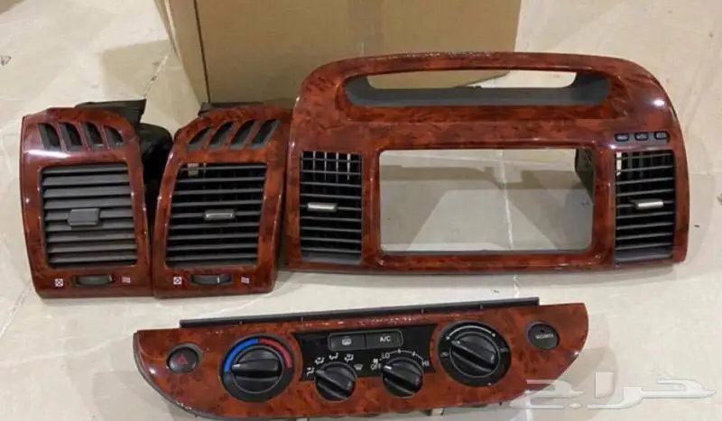 Mengungkap Pesona Klasik: Toyota Camry 2002 dan Grille AC Vent Dash Kayu