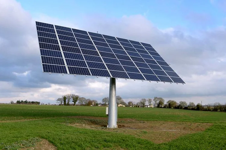 64pv-20kw太阳能跟踪器太阳能跟踪系统双轴太阳能电池板跟踪系统太阳