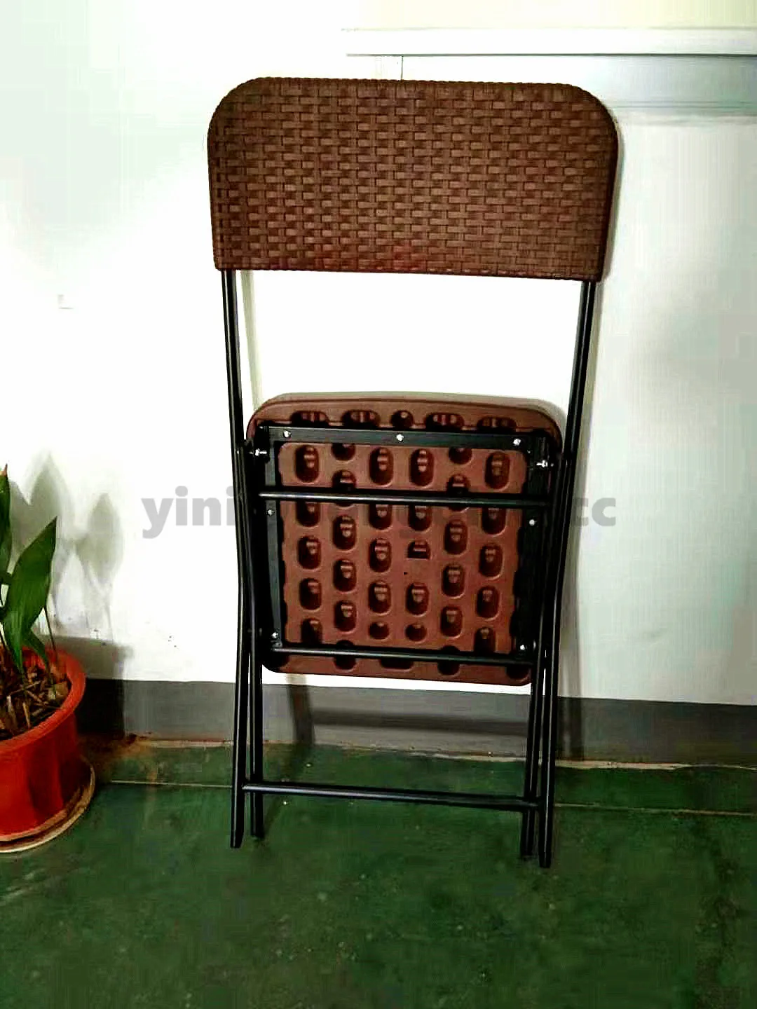 所有行业  家具 塑料家具  塑料椅产品名称 藤条塑料折叠椅 风格 户外