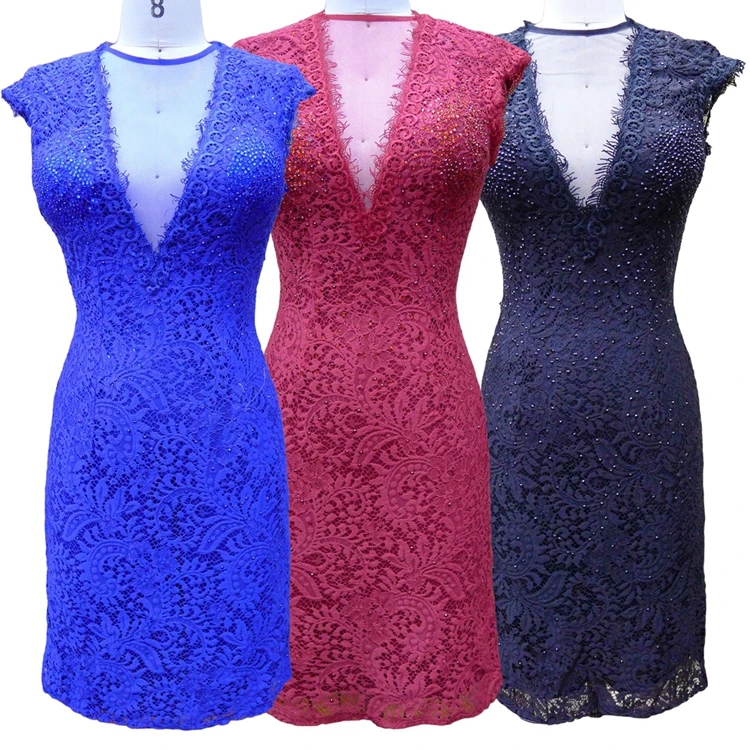 vestido sereia curto de renda