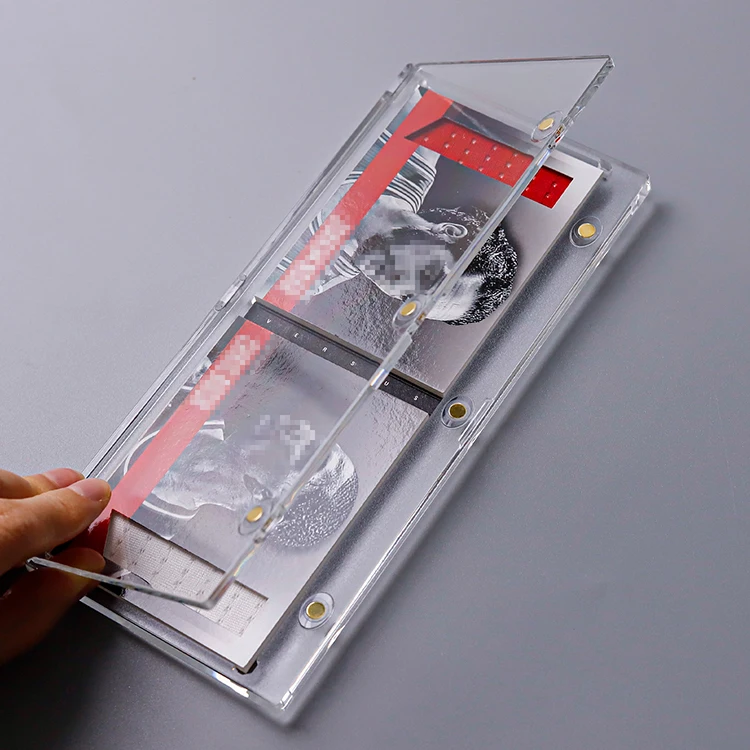 Horizontal Booklet One Touch Display Uv Protection 130pt 3