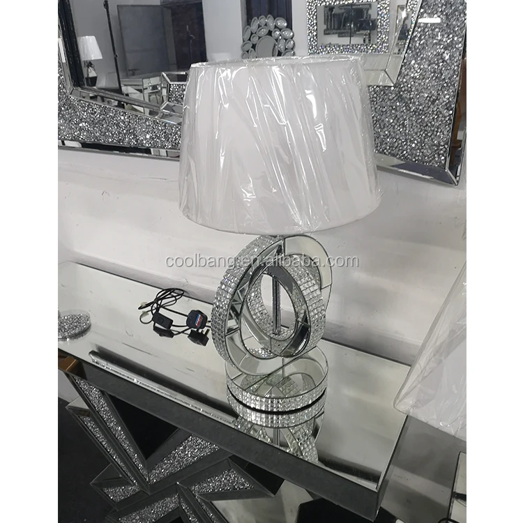 Mirrored Lamp (10).jpg