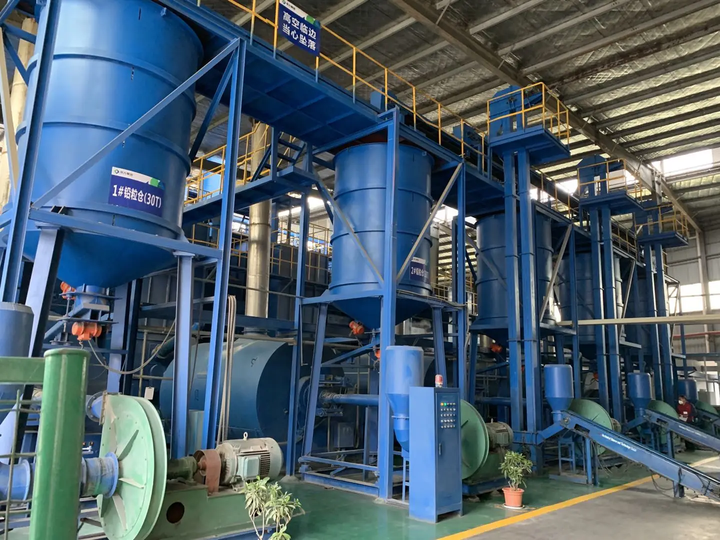 85AH 12V بطارية الرصاص الحمضية المختومة MSDS قابلة لإعادة الشحن للأجهزة المنزلية 7