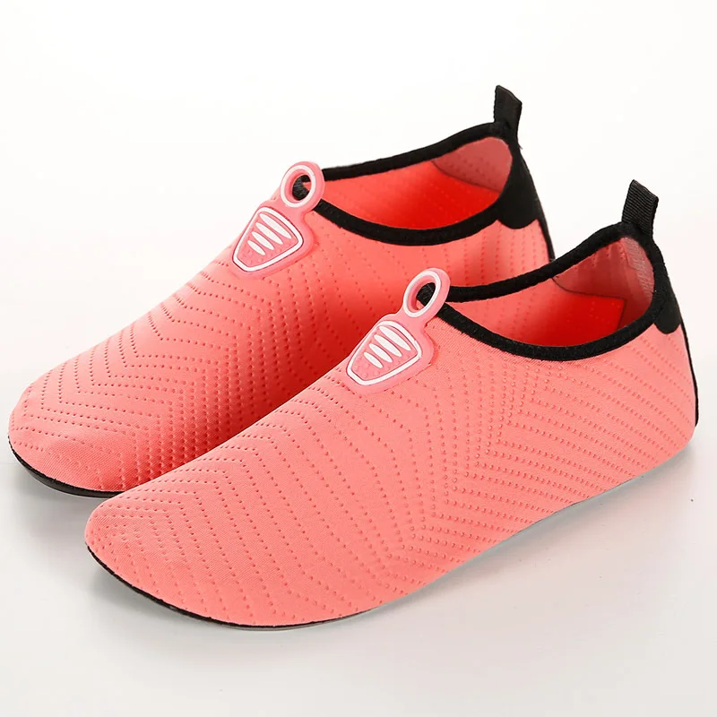 beach shoes water shoes.jpg
