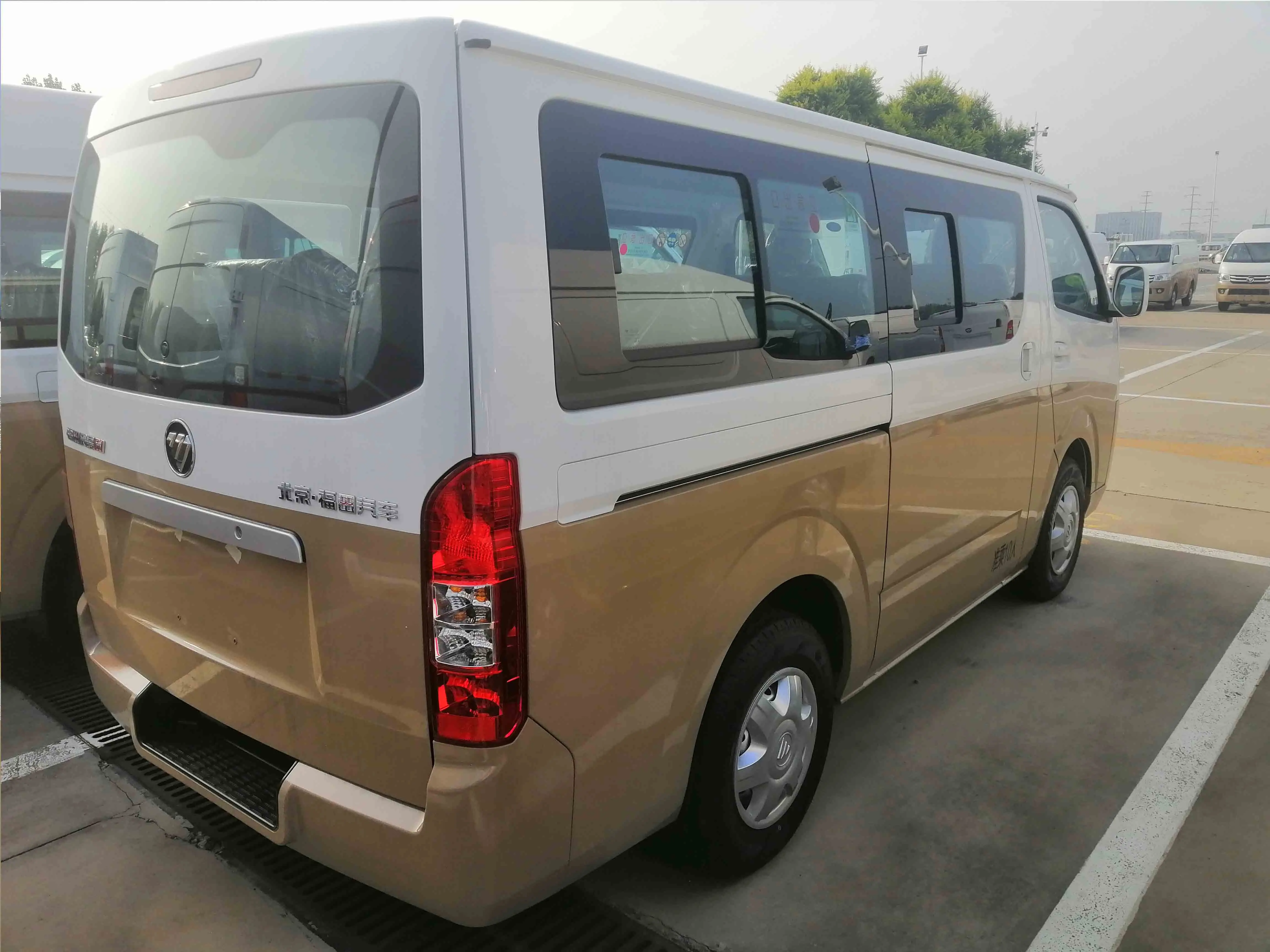 Best Price Foton Van View 16 Seats 4x2 China New Diesel Engine Car Mini