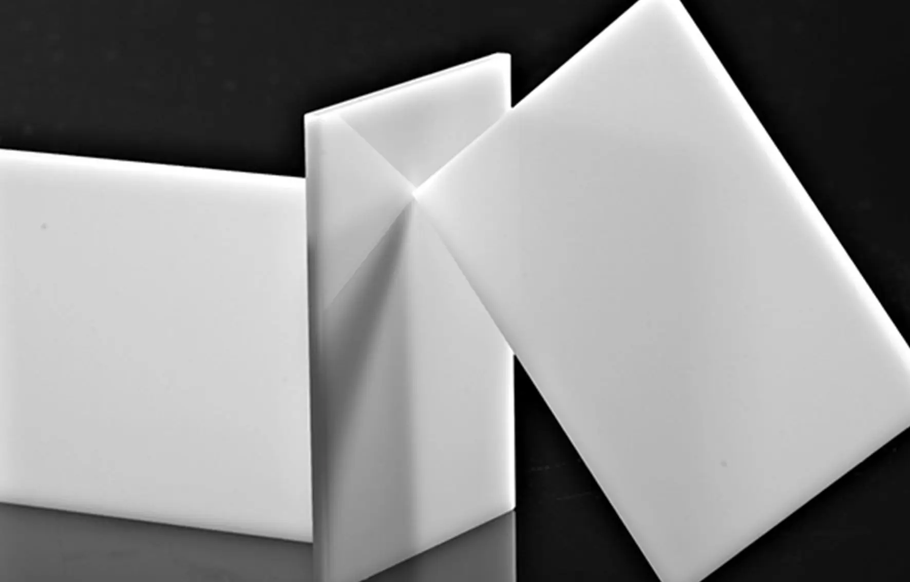 Оргстекло Plexiglas XT 3050х2050х2мм белый 45%