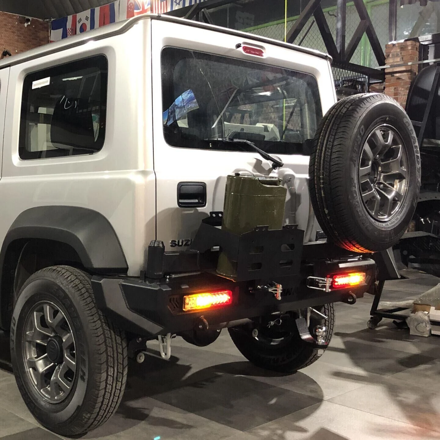 With Jerry Can Holder Spare Tire Carrier Rear Bumper For Suzuki Jimny