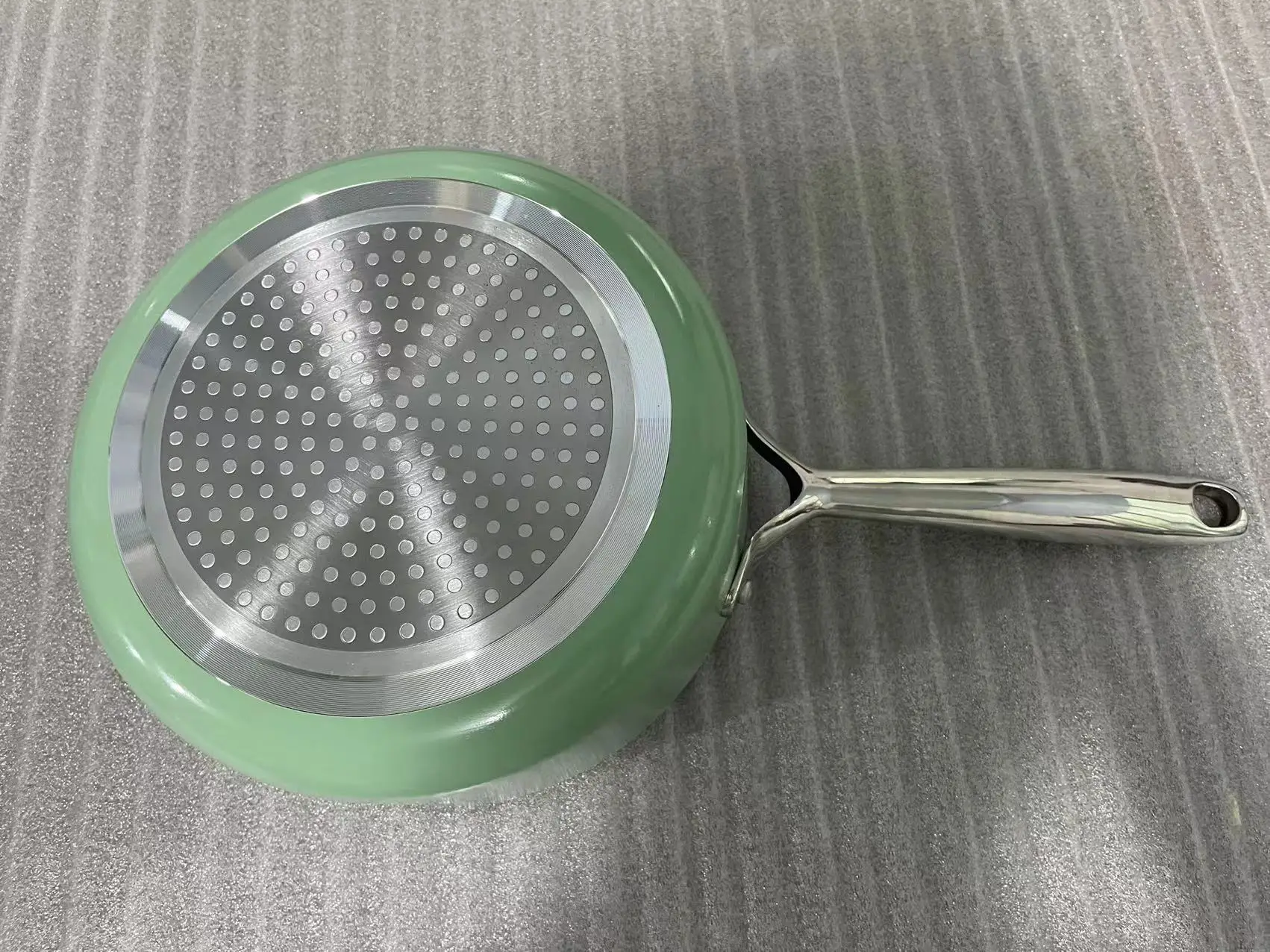 Hot Sell Caraway Pressed Aluminum Nonstick Cookware Set With Stainless