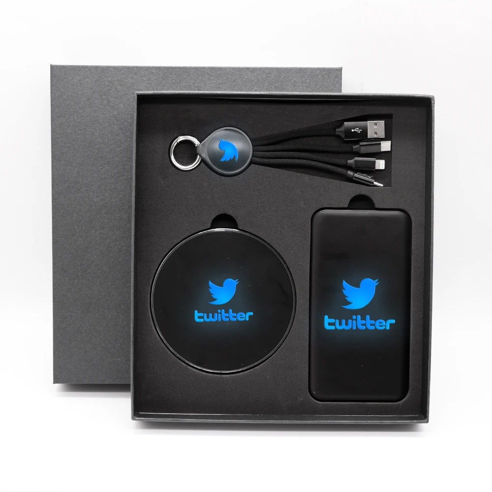 Hot Selling Black Electronic Gift Set Wireless Charger USB Cable 3 in 1 Light Logo Power Bank 4000 mAh Custom Logo