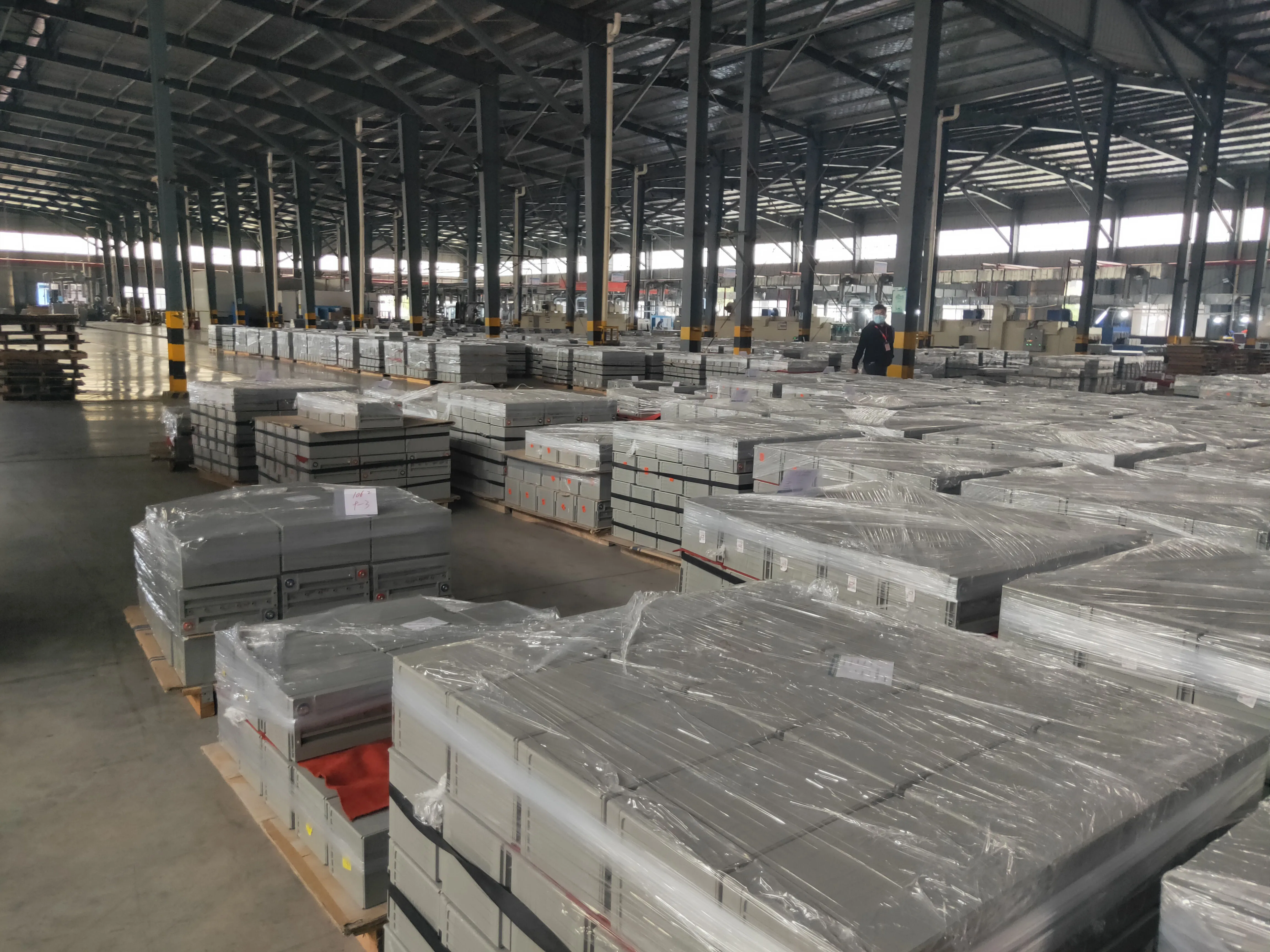 85AH 12V بطارية الرصاص الحمضية المختومة MSDS قابلة لإعادة الشحن للأجهزة المنزلية 19