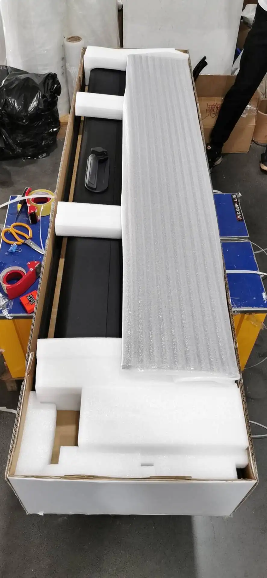 Truck Canopy Tonneau Cover Fold Cover Hard Lid Ladder Rack Roof Top